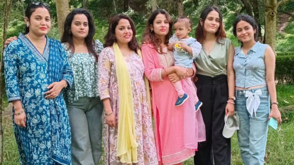 घरपरिवार मात्रै नभएर गाउँकै शान बनेका बहादुर छोरीहरु
