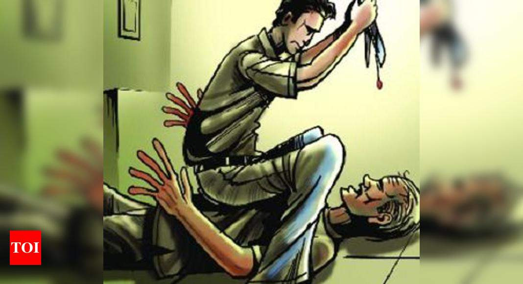 लालझाडीमा घरवाहिर सुतिरहेका दम्पतिको धारिलो हतियारले हानेर हत्या